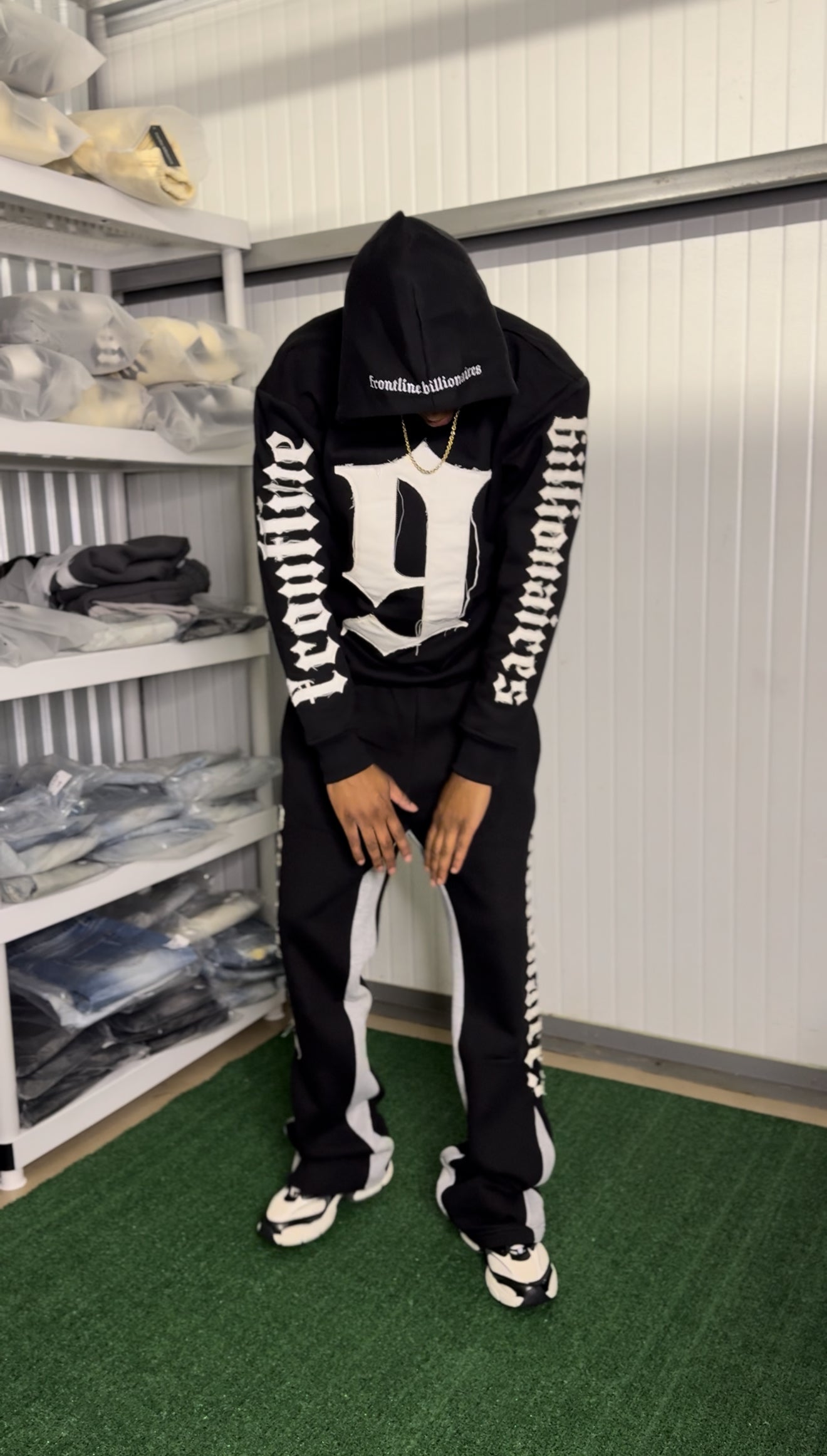 FNINE9 FLARED SWEATSUIT SET