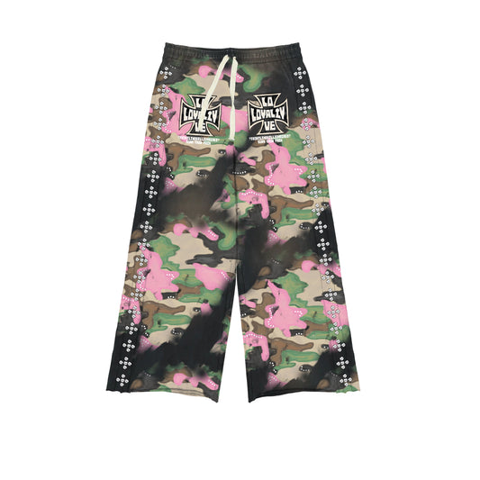 LOYALTY & LOVE CAMO RHINESTONE SWEATPANTS